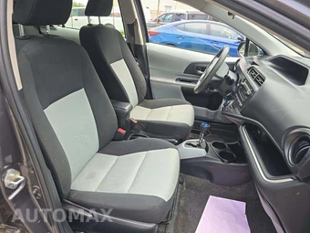 2014 Toyota Prius c Two – miniatura 18