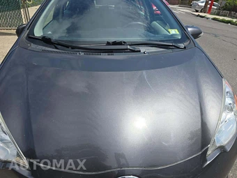 2014 Toyota Prius c Two – miniatura 24