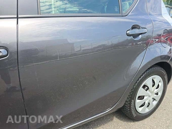 2014 Toyota Prius c Two – miniatura 25