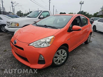 2014 Toyota Prius c Two