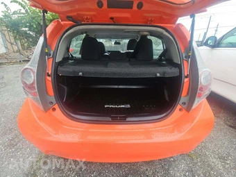 2014 Toyota Prius c Two – miniatura 14