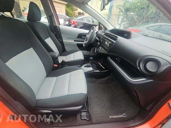 2014 Toyota Prius c Two – miniatura 18