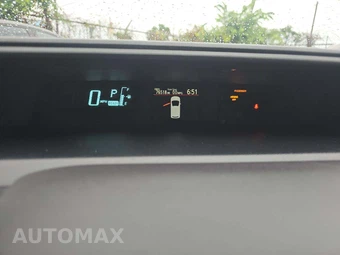 2014 Toyota Prius c Two – miniatura 9