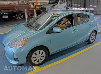 2014 Toyota Prius c Two