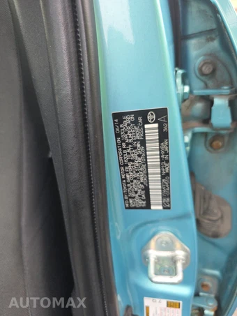 2014 Toyota Prius c Two – miniatura 14