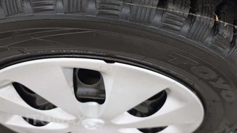 2014 Toyota Prius c Two – miniatura 28