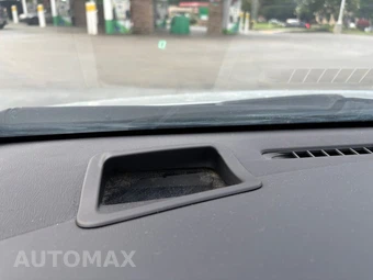 2014 Toyota Prius Four – miniatura 16