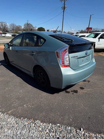 2014 Toyota Prius Four - miniatura 3