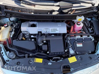 2014 Toyota Prius Four - miniatura 7