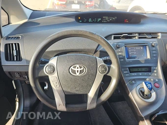 2014 Toyota Prius Plug-In Hybrid - miniatura 10