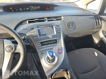 2014 Toyota Prius Plug-In Hybrid - miniatura 11