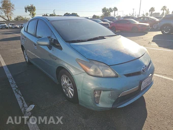 2014 Toyota Prius Plug-In Hybrid - miniatura 3