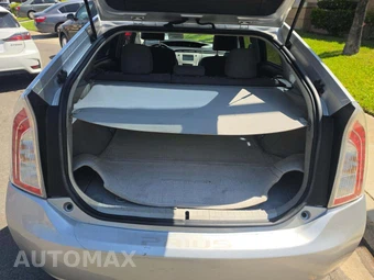 2014 Toyota Prius Three – miniatura 14