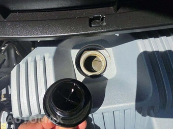 2014 Toyota Prius Three – miniatura 26