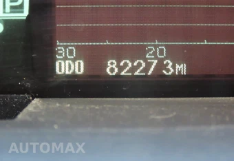 2014 Toyota Prius Two - miniatura 8