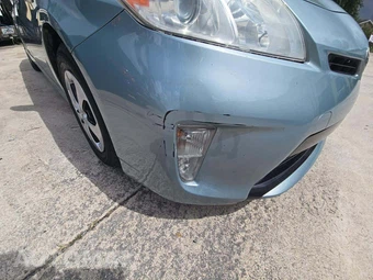 2014 Toyota Prius Two - miniatura 21