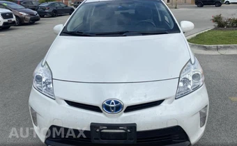 2014 Toyota Prius Two - miniatura 2