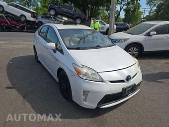 2014 Toyota Prius Two – miniatura 4