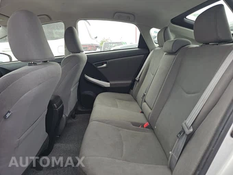 2014 Toyota Prius Two – miniatura 13
