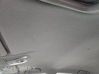 2014 Toyota Prius Two – miniatura 18