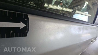 2014 Toyota Prius Two – miniatura 23
