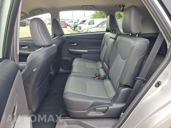 2014 Toyota Prius v Five – miniatura 10