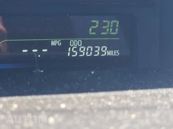 2014 Toyota Prius v Five – miniatura 12