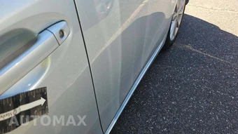 2014 Toyota Prius v Five – miniatura 26