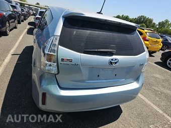 2014 Toyota Prius v Five – miniatura 5