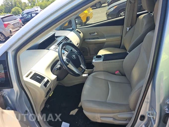 2014 Toyota Prius v Five – miniatura 7