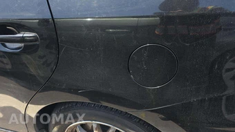 2014 Toyota Prius v Three – miniatura 34