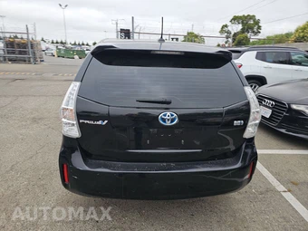 2014 Toyota Prius v Three – miniatura 5
