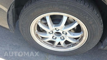 2014 Toyota Prius v Three – miniatura 63