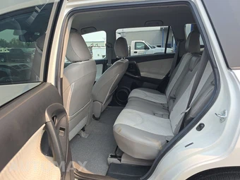 2014 Toyota RAV4 EV - miniatura 13