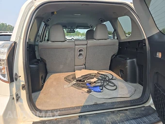 2014 Toyota RAV4 EV - miniatura 16
