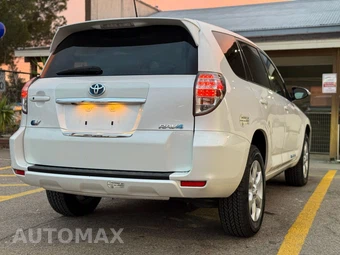 2014 Toyota RAV4 EV - miniatura 10