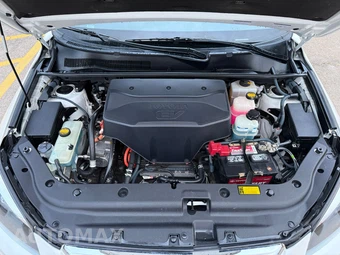 2014 Toyota RAV4 EV - miniatura 13