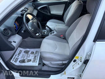 2014 Toyota RAV4 EV - miniatura 18