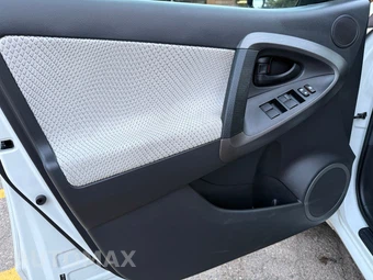 2014 Toyota RAV4 EV - miniatura 24