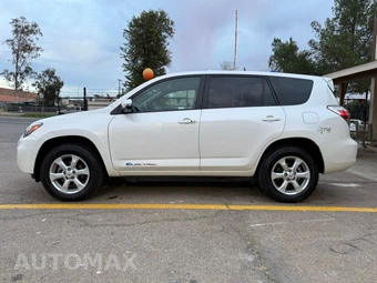 2014 Toyota RAV4 EV - miniatura 6