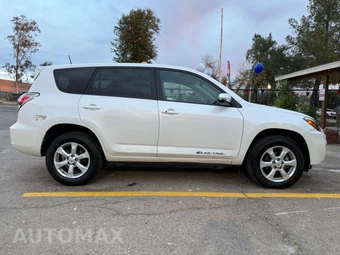 2014 Toyota RAV4 EV - miniatura 7