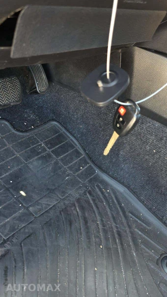 2014 Toyota RAV4 LE - miniatura 18