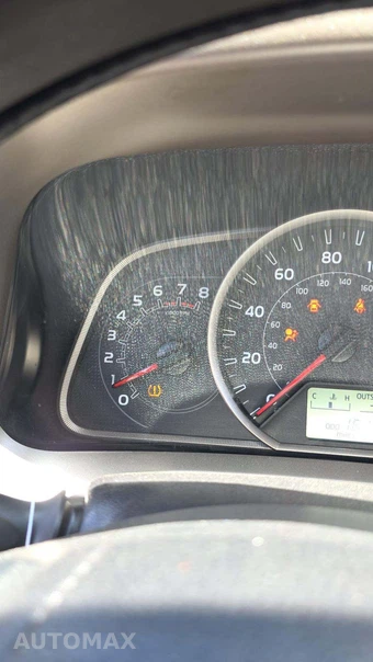 2014 Toyota RAV4 LE - miniatura 28