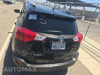 2014 Toyota RAV4 LE - miniatura 5