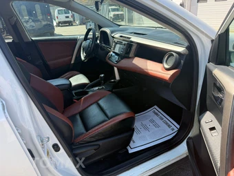 2014 Toyota RAV4 Limited - miniatura 18