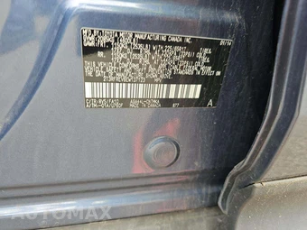 2014 Toyota RAV4 XLE - miniatura 2