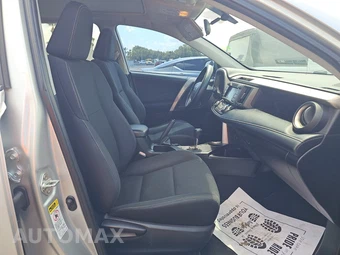 2014 Toyota RAV4 XLE – miniatura 8