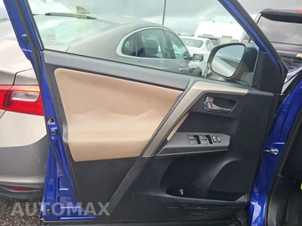 2014 Toyota RAV4 XLE - miniatura 9