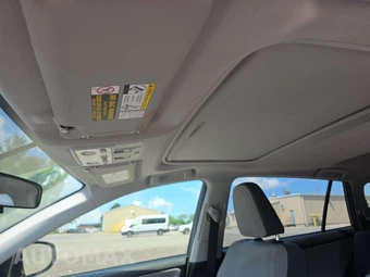 2014 Toyota RAV4 XLE – miniatura 17
