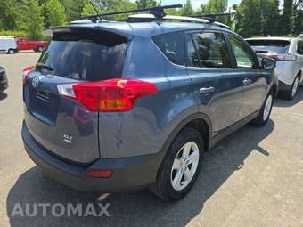 2014 Toyota RAV4 XLE – miniatura 4